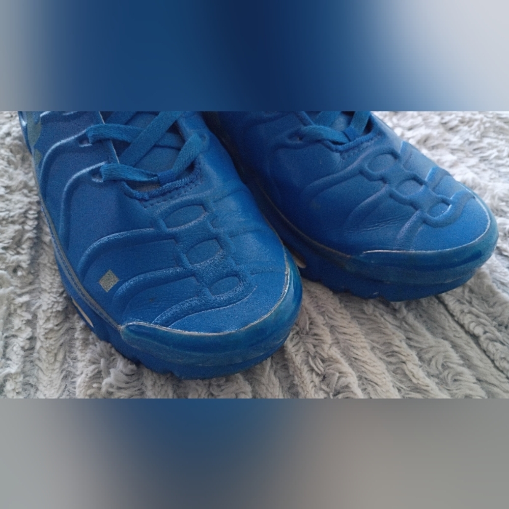 Nike AIRMAXES RARE A COLD WAR... RARE - Picture 11 of 14